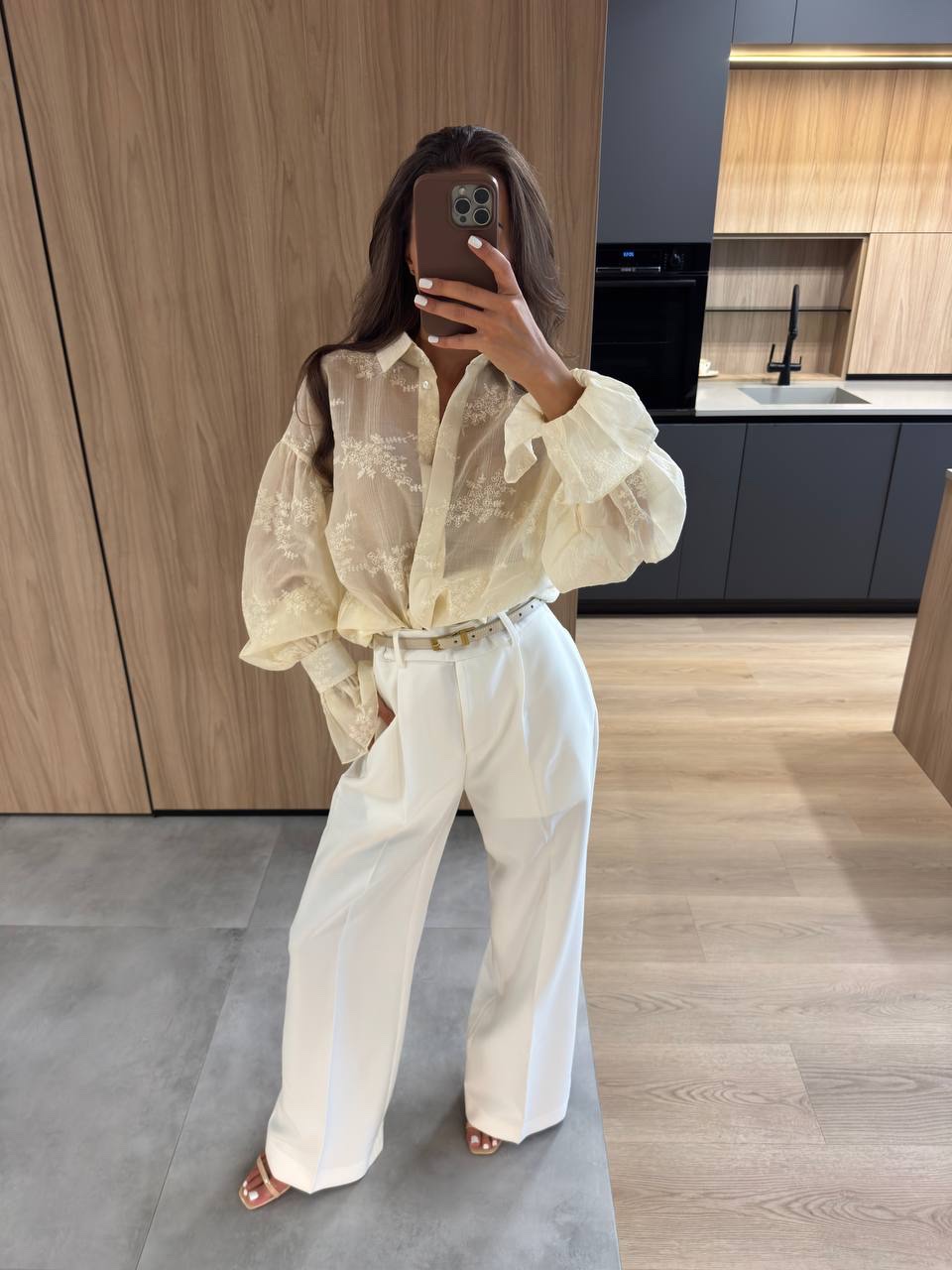 Romantiški ir elegantiški tencel marškiniai