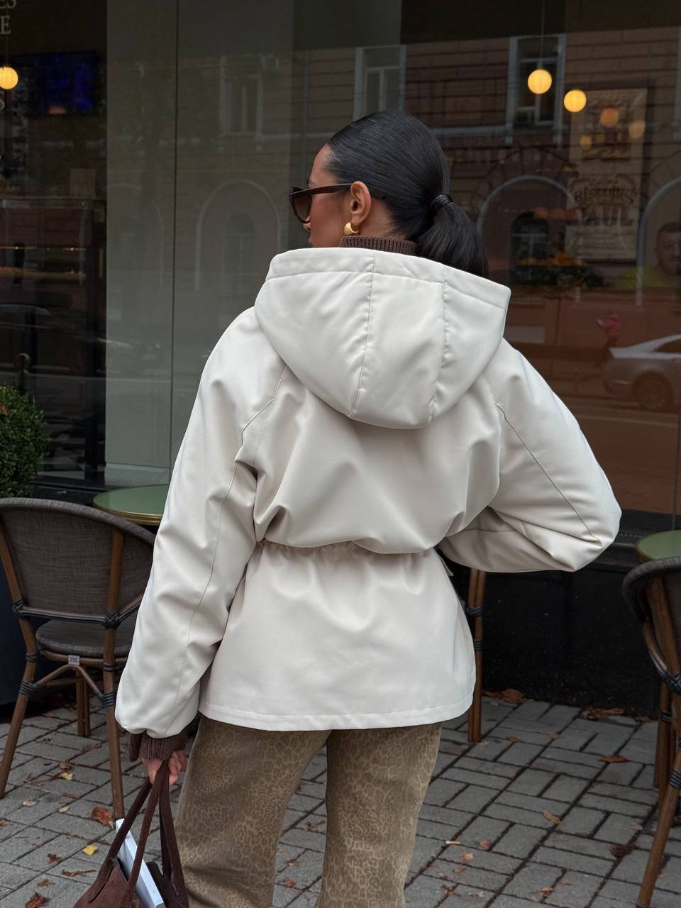 Stilinga pussezoninė striukė-parka „Mateo“ su gobtuvu ir pašiltinimu.